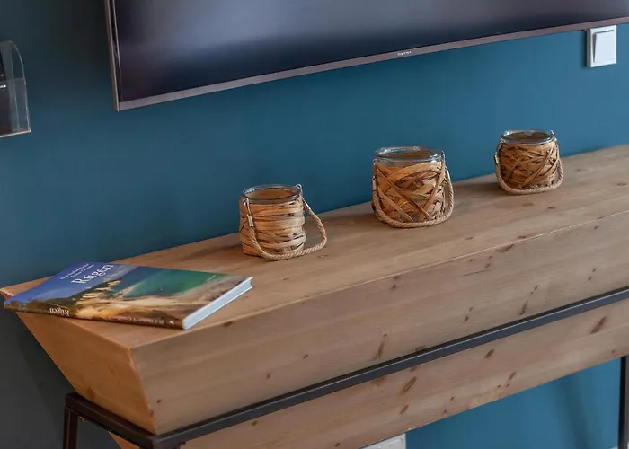 At Im First アパート *