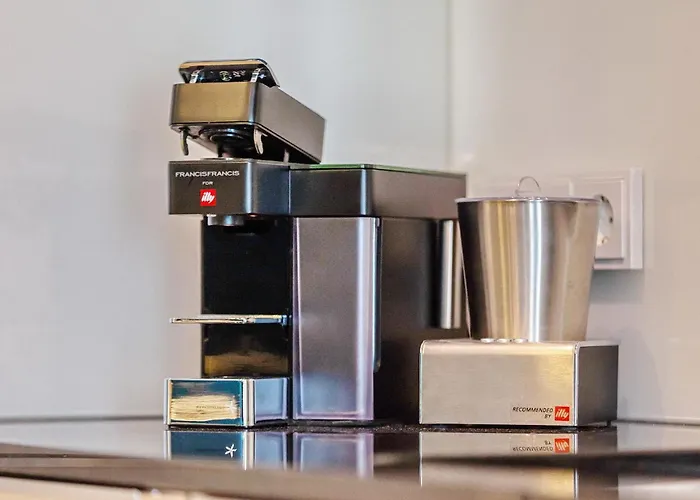 アパート At Im First ゼリン